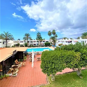 Cozy One Bedroom With Spacious Terrace. Pool And Garden View Apartment Costa Del Silencio